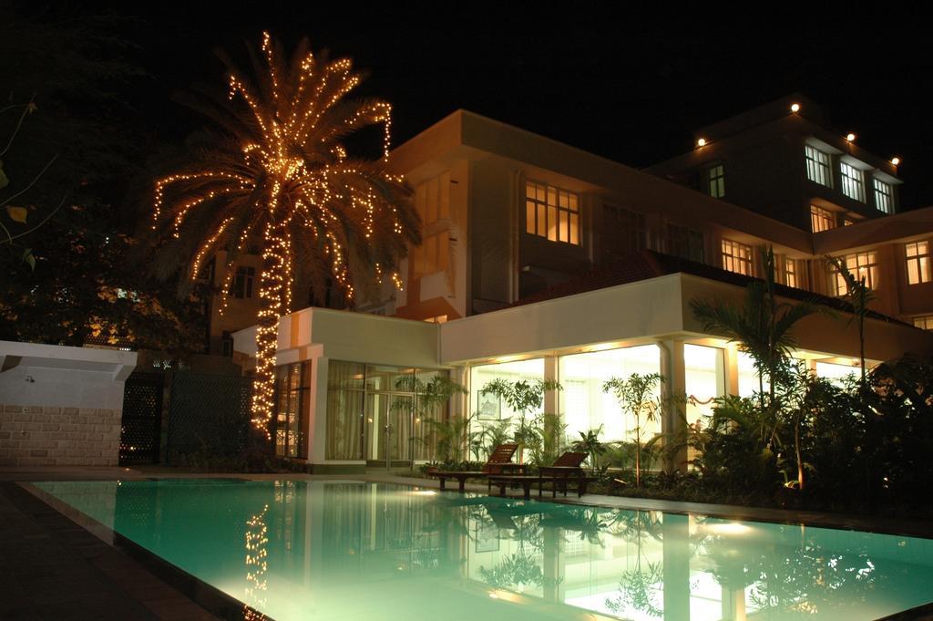 Hotel Mandalay City Hotel 3*